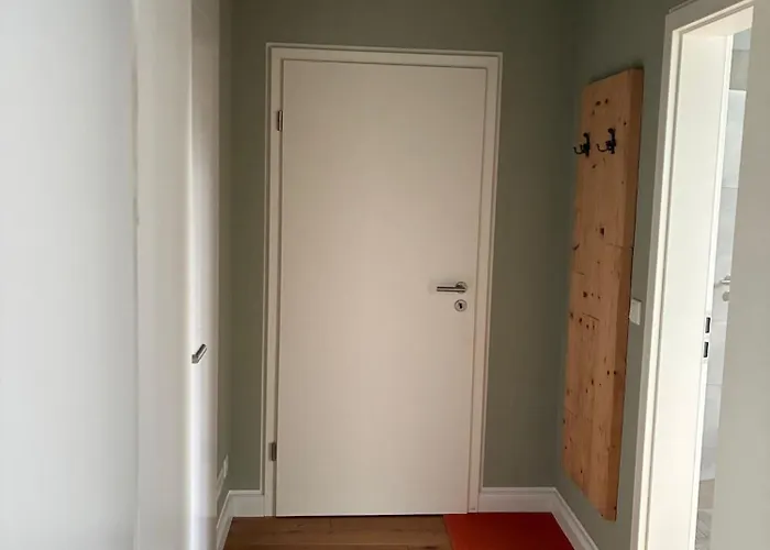 Апартаменты Gaestehaus Lelo 5 Золинген