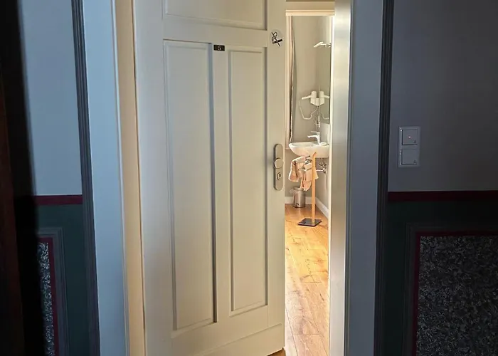 Appartement Gaestehaus Lelo 5 *