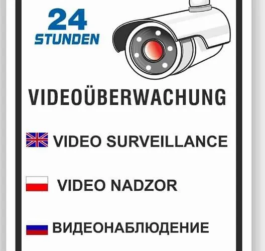 Апартаменты Gaestehaus Lelo 5 Золинген